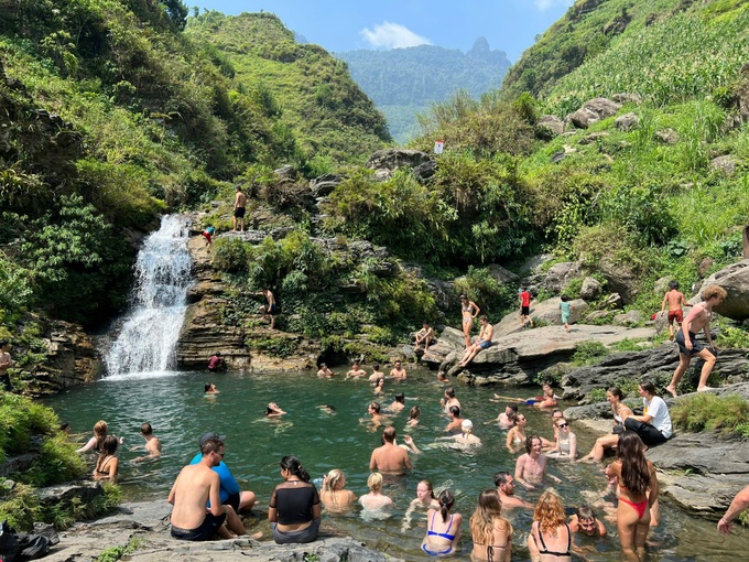 du gia waterfall